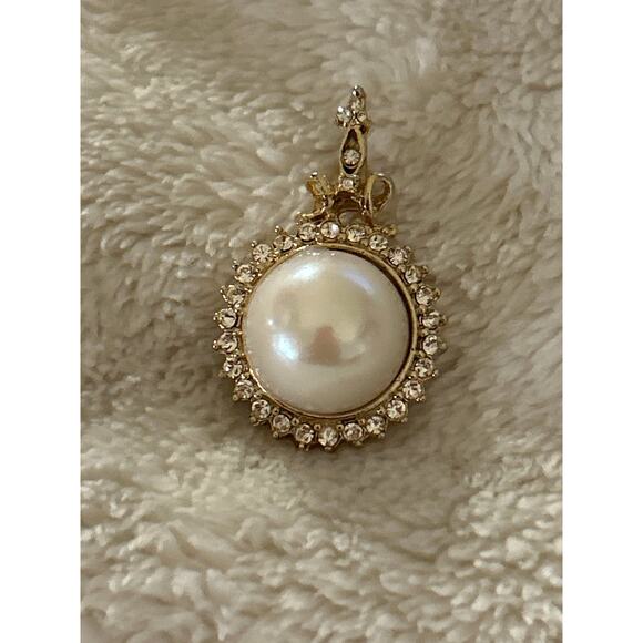 Vintage Gold and Pearl Pendant - Picture 2 of 5